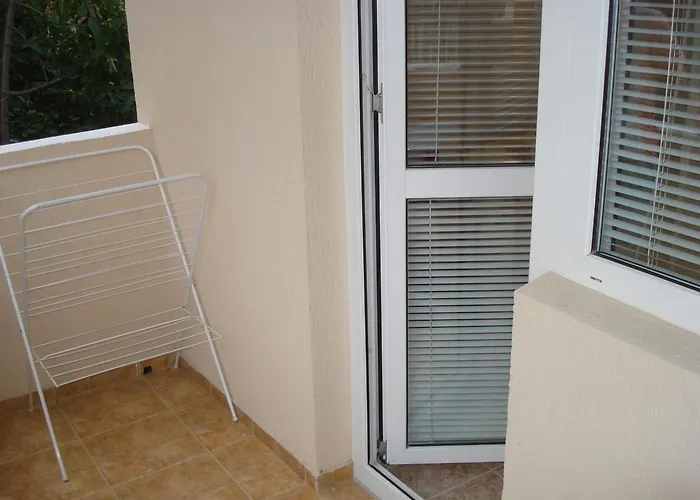 게스트하우스 Kupenova 3*