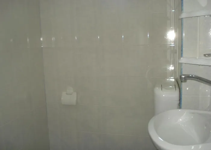 게스트하우스 Kupenova 3*